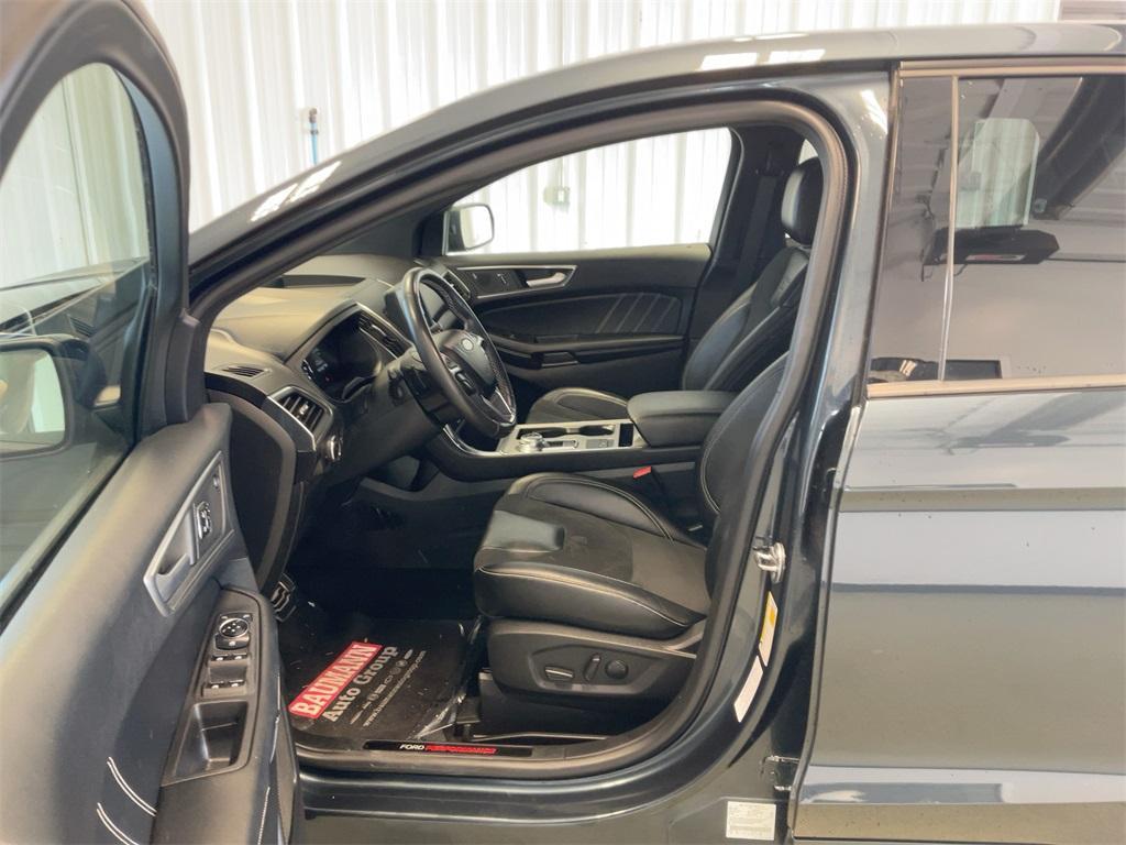 used 2023 Ford Edge car, priced at $33,700