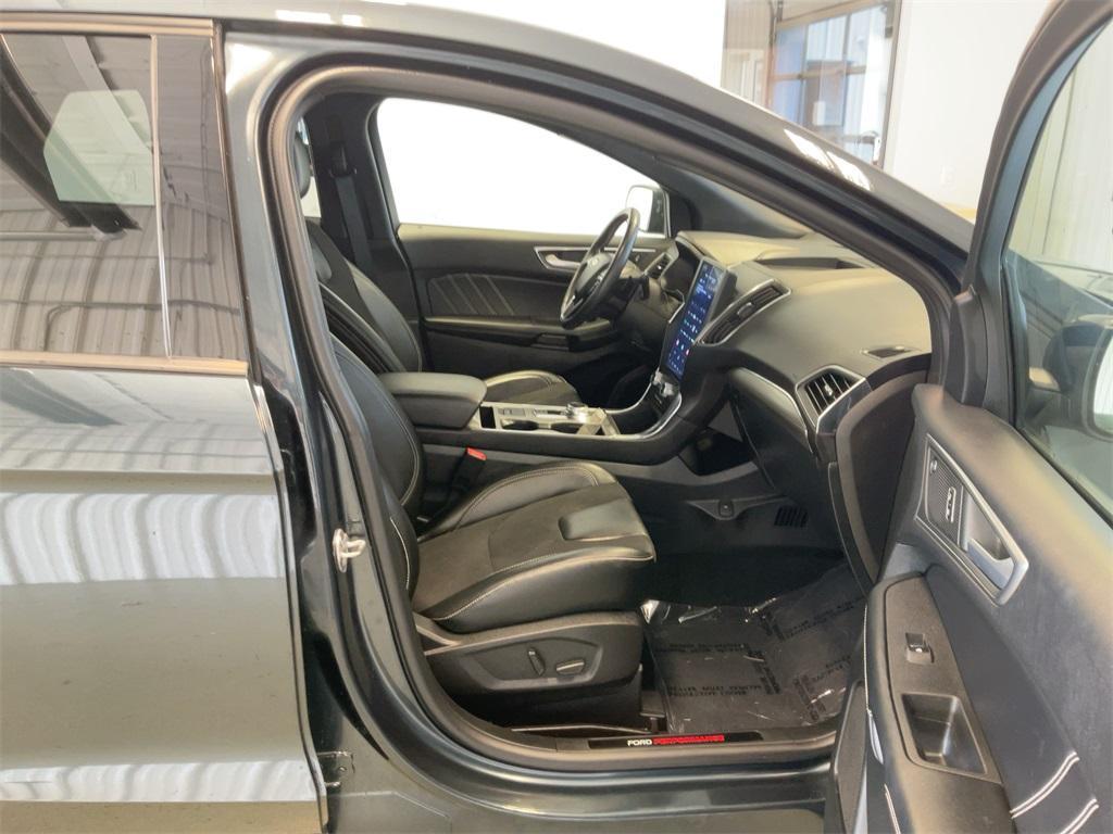 used 2023 Ford Edge car, priced at $33,700