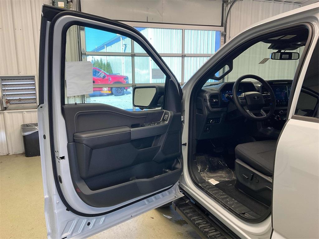 new 2025 Ford F-150 car, priced at $56,739