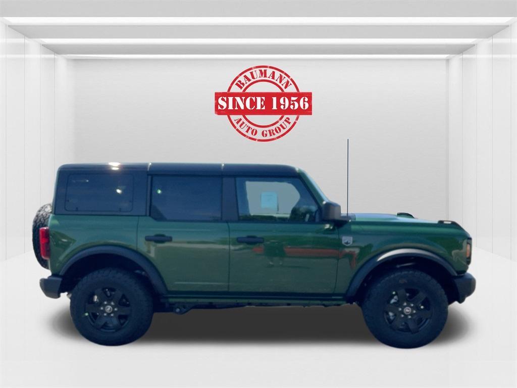 new 2025 Ford Bronco car, priced at $46,651