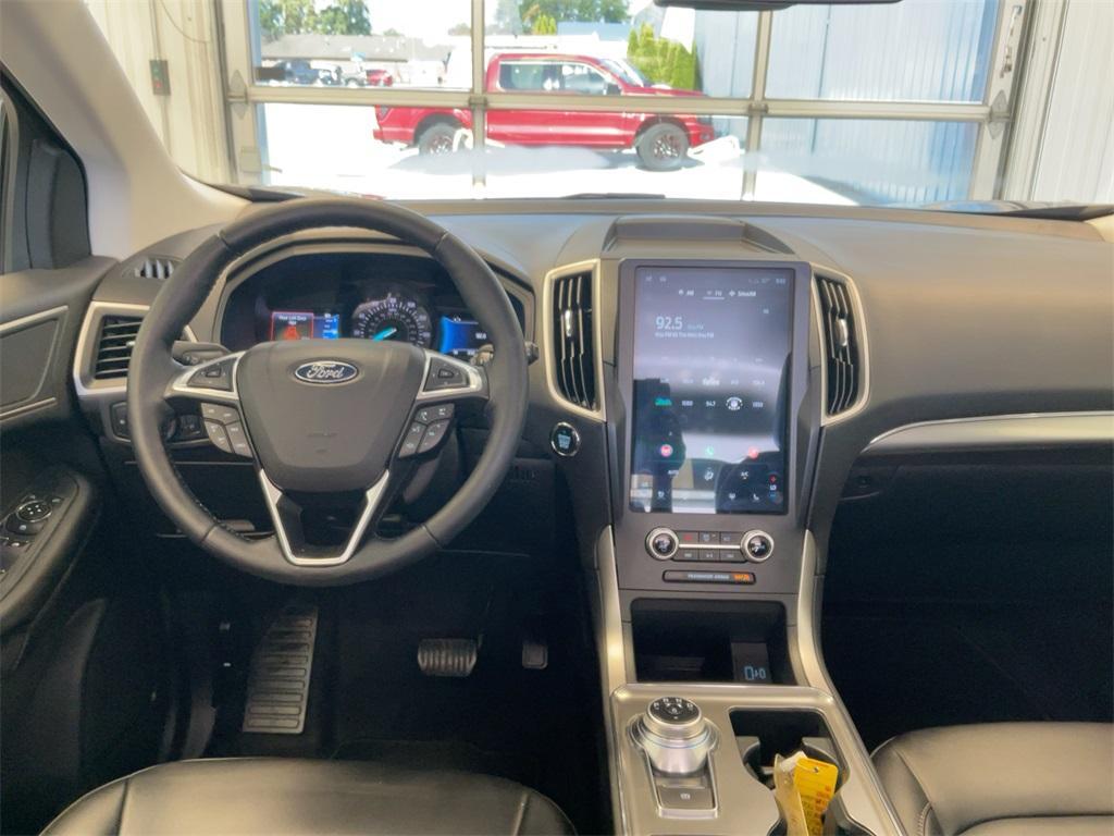used 2022 Ford Edge car, priced at $25,995