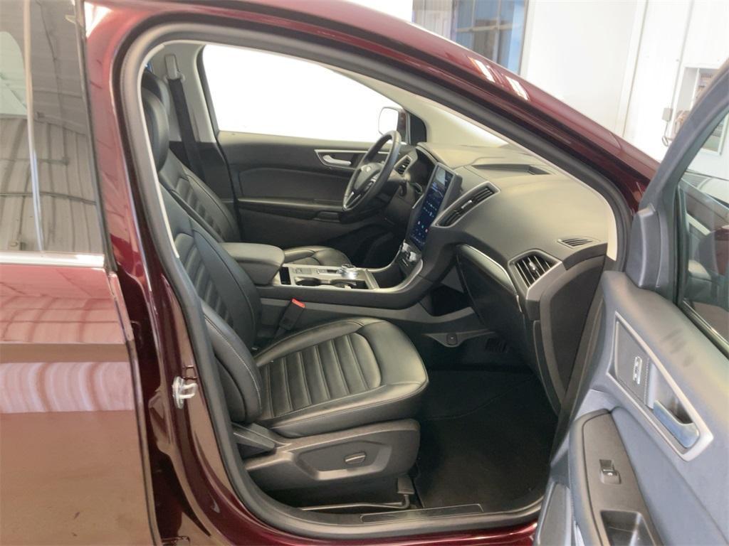 used 2022 Ford Edge car, priced at $25,995