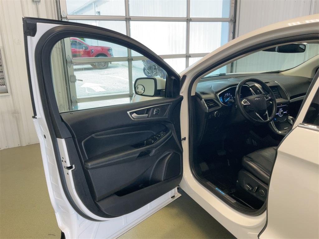 used 2017 Ford Edge car, priced at $12,700