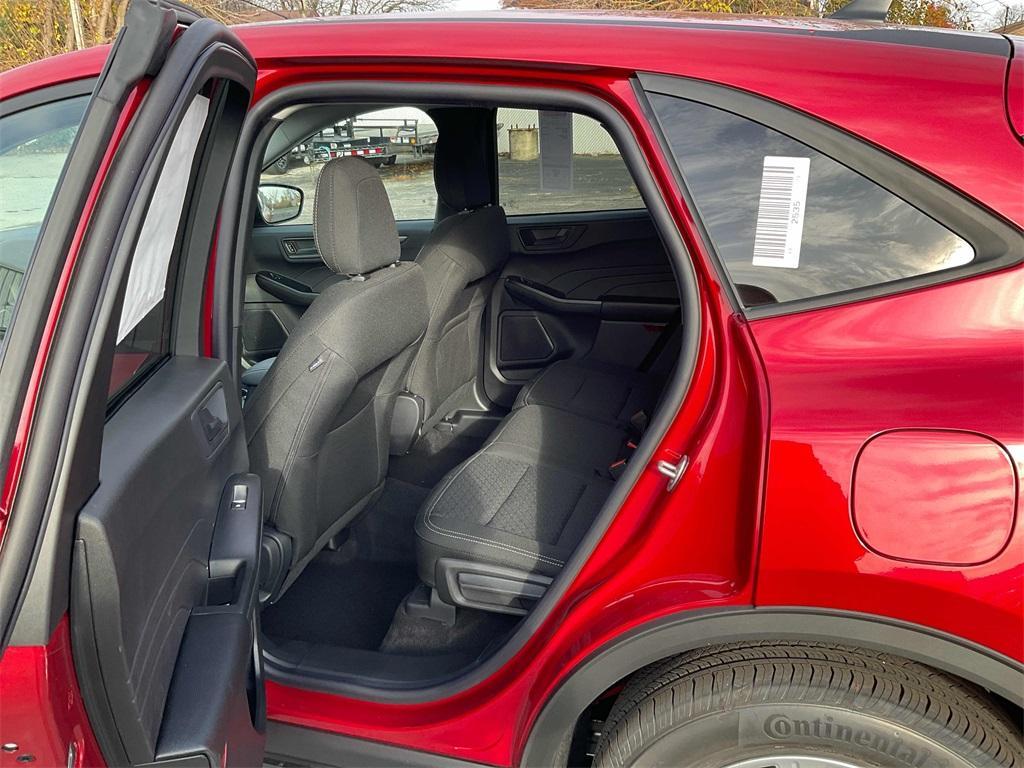 new 2025 Ford Escape car, priced at $32,025