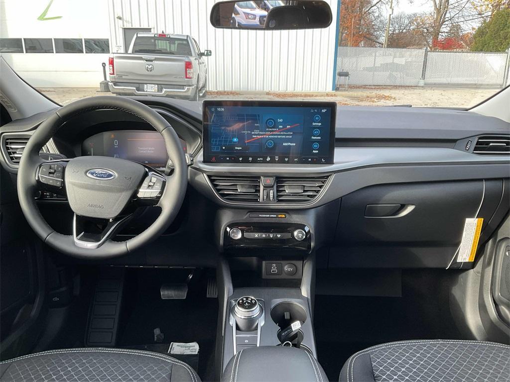 new 2025 Ford Escape car, priced at $32,025