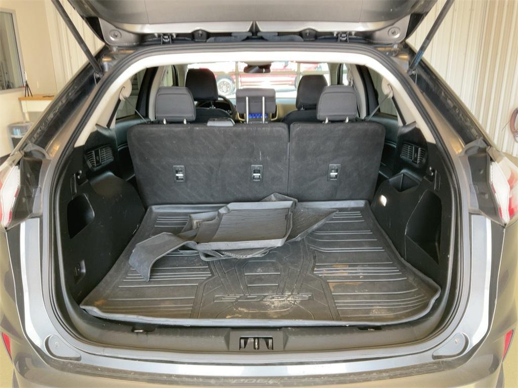 used 2020 Ford Edge car, priced at $15,900