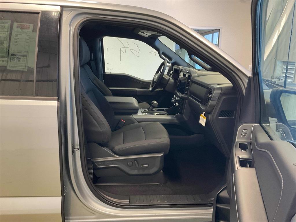 new 2025 Ford F-150 car, priced at $53,964