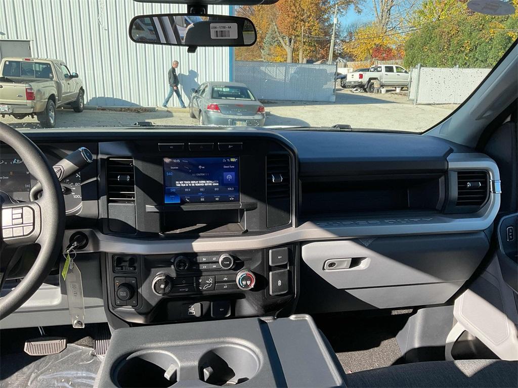 new 2024 Ford F-250 car, priced at $61,750