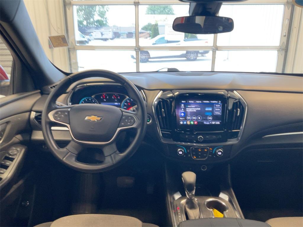 used 2023 Chevrolet Traverse car, priced at $27,800