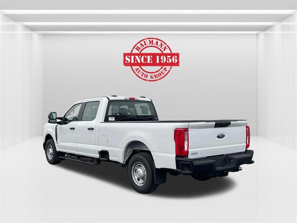 new 2025 Ford F-250 car, priced at $53,735