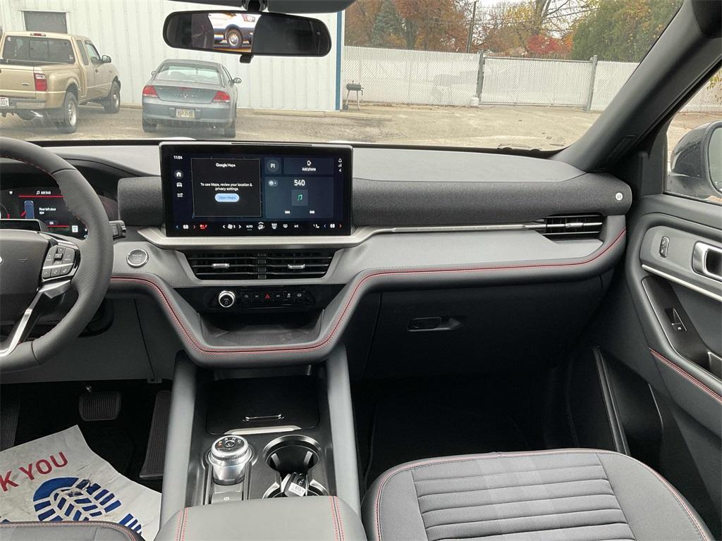 new 2025 Ford Explorer car, priced at $45,796