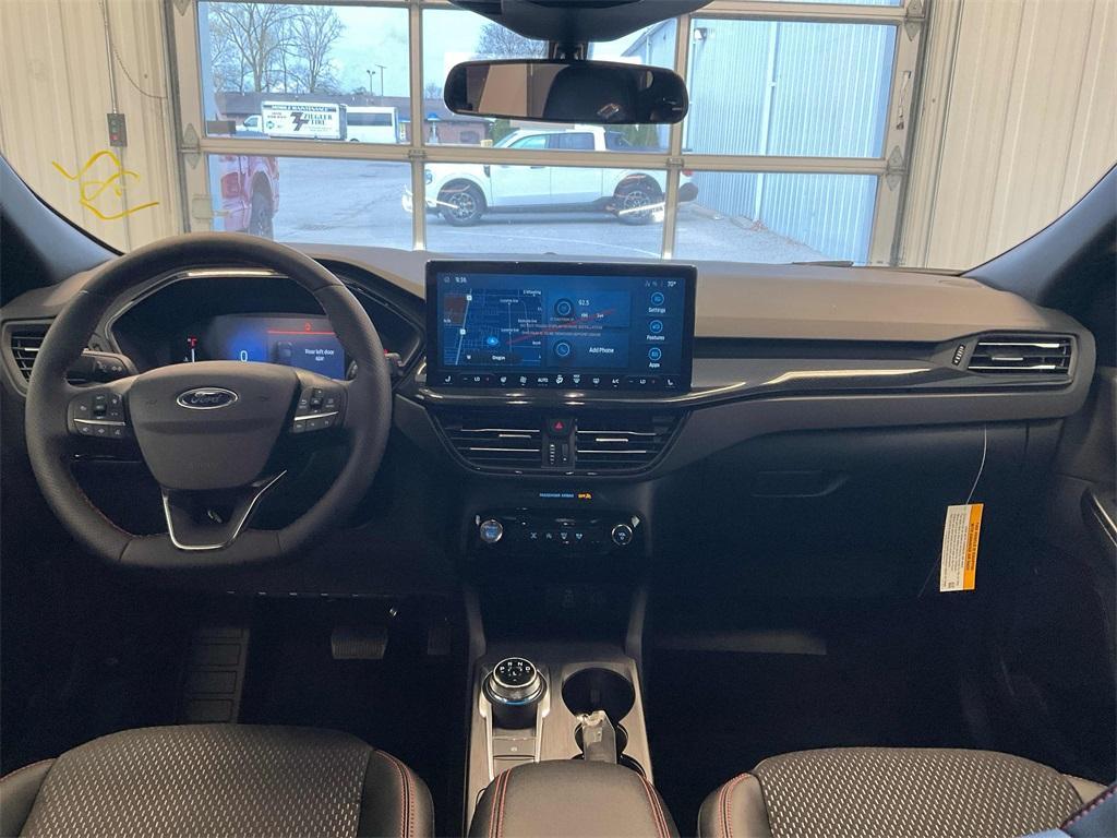 new 2025 Ford Escape car, priced at $32,901