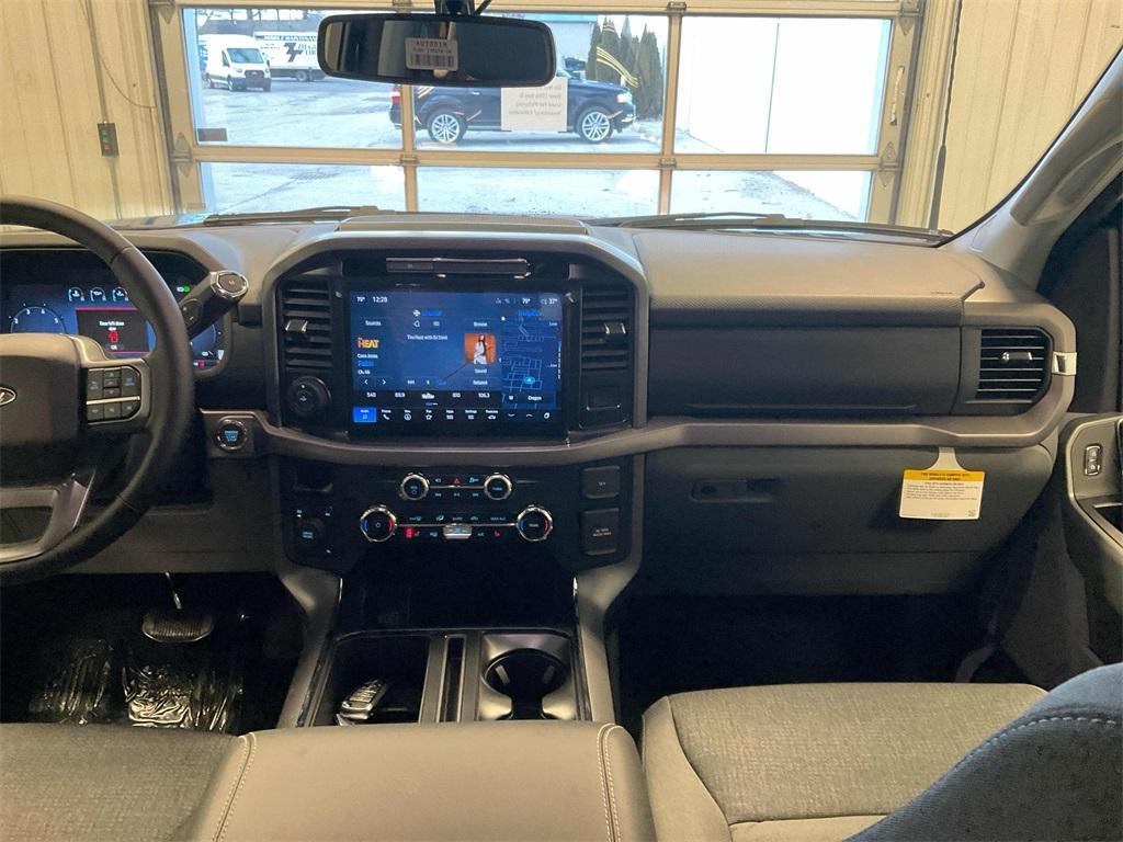 new 2025 Ford F-150 car, priced at $54,663
