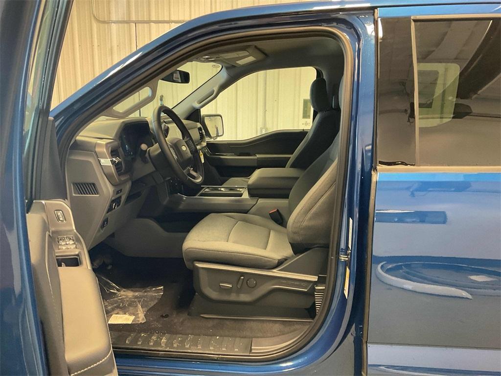 new 2025 Ford F-150 car, priced at $54,663