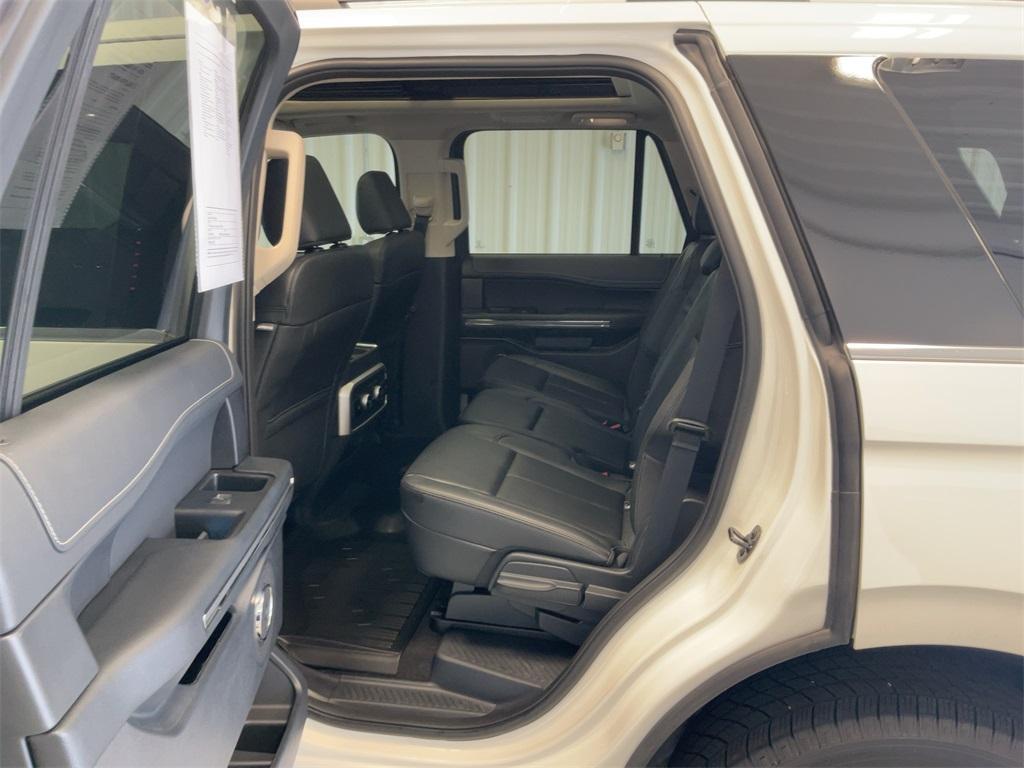 used 2024 Ford Expedition car, priced at $56,540