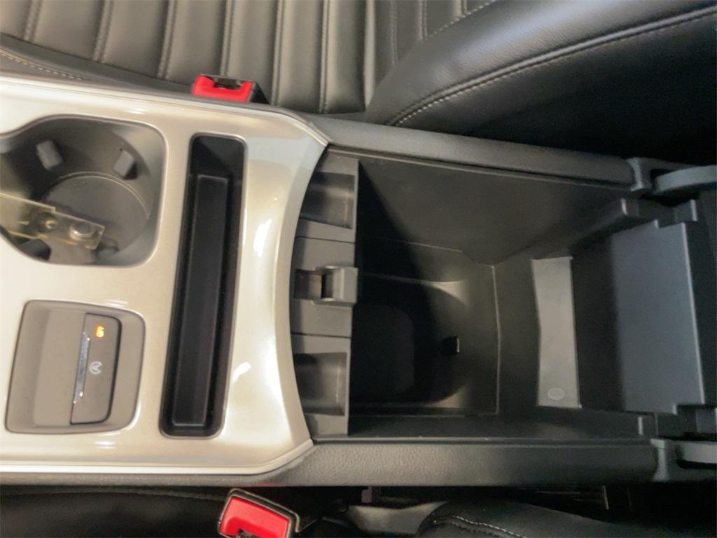used 2024 Ford Edge car, priced at $28,995