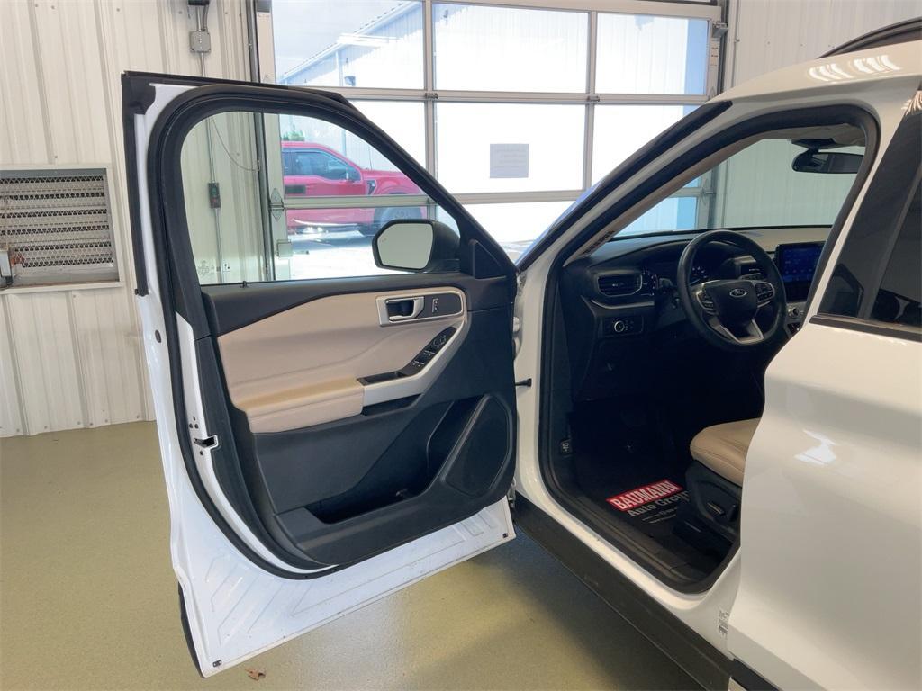 used 2024 Ford Explorer car, priced at $33,995