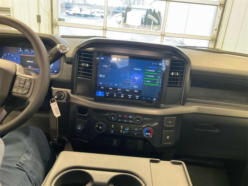 new 2025 Ford F-150 car, priced at $42,615
