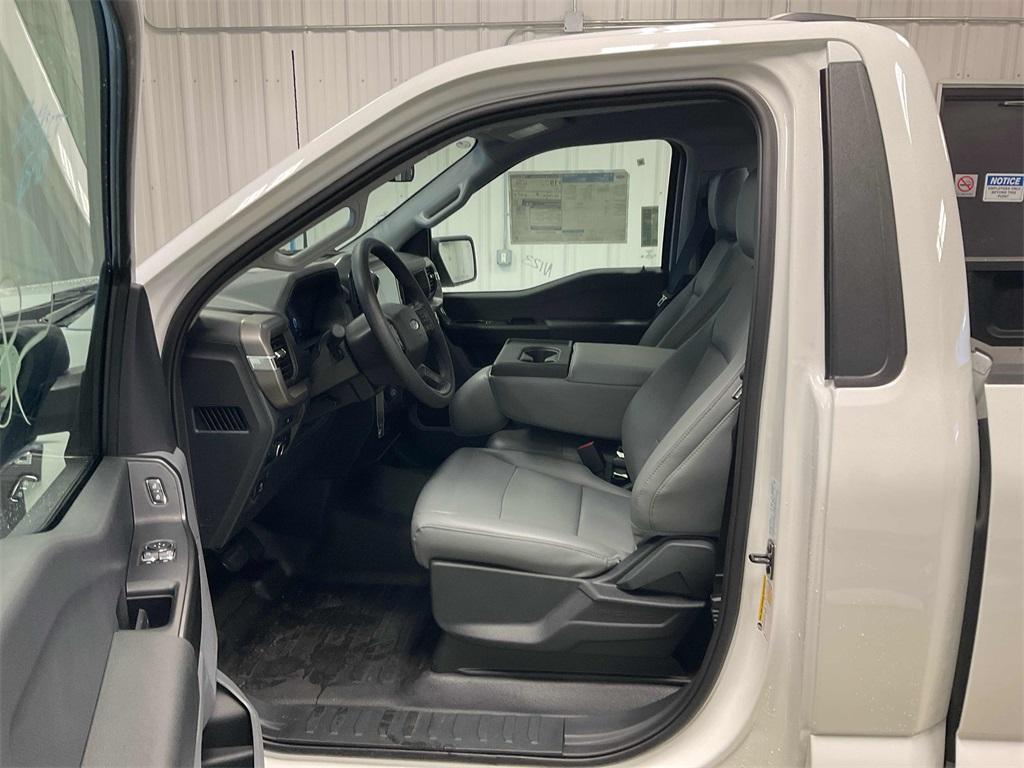 new 2025 Ford F-150 car, priced at $42,615