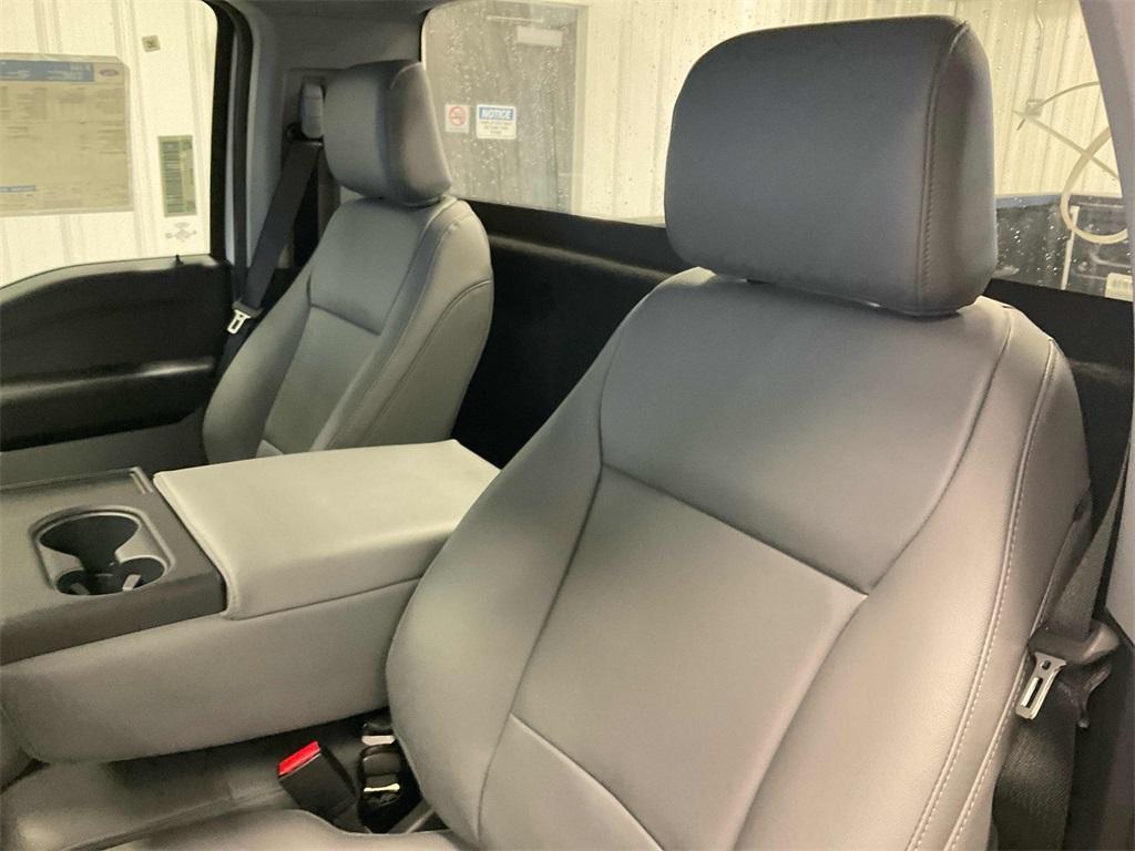 new 2025 Ford F-150 car, priced at $42,615