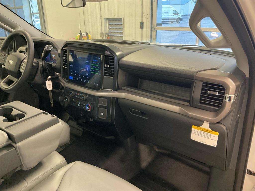 new 2025 Ford F-150 car, priced at $42,615