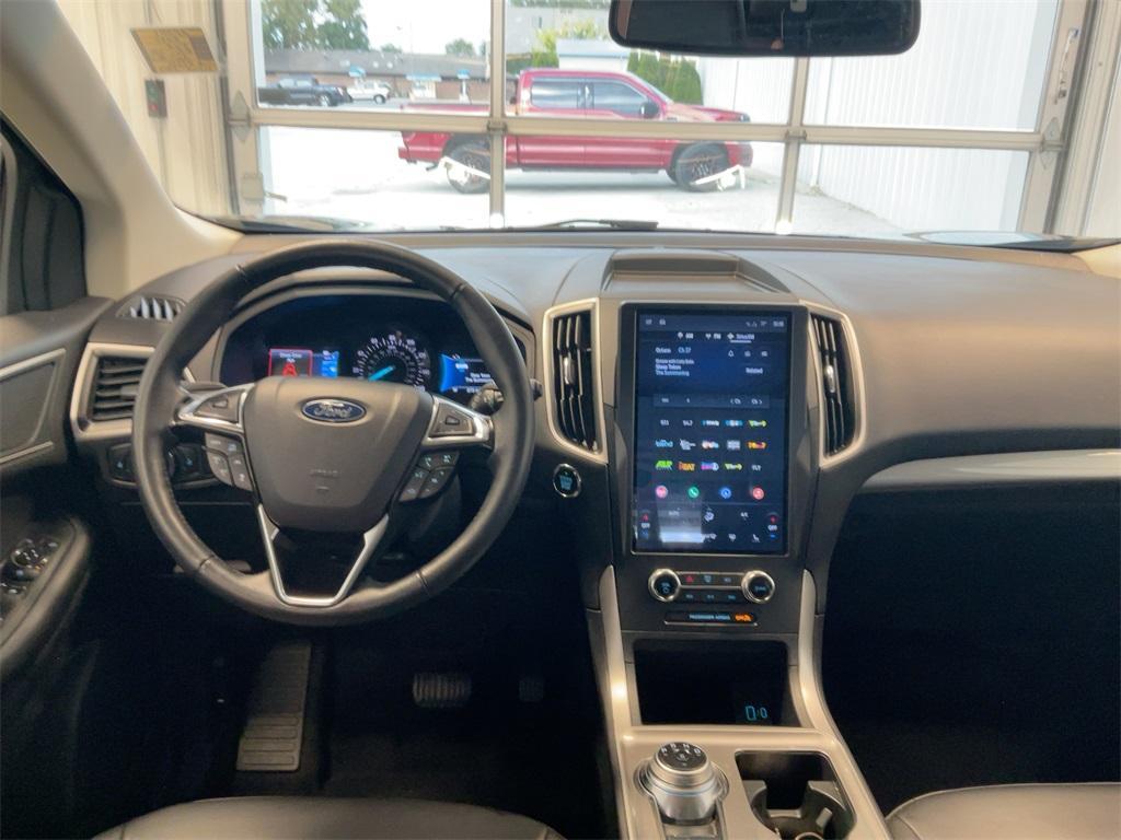 used 2024 Ford Edge car, priced at $25,900