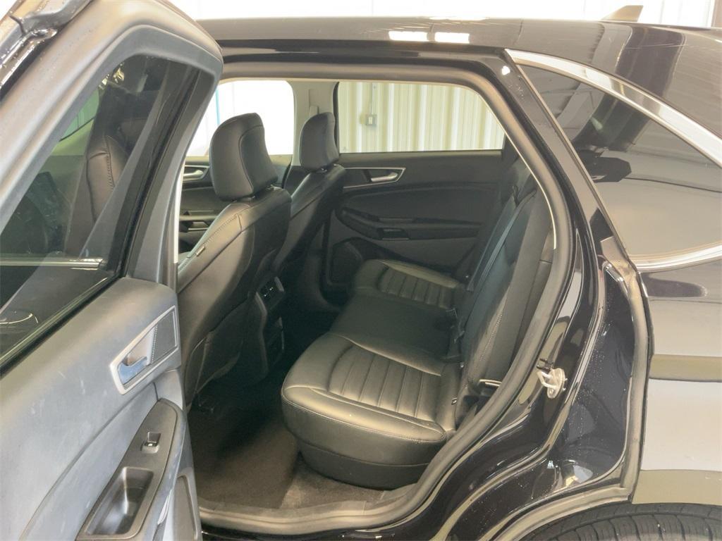 used 2024 Ford Edge car, priced at $25,900