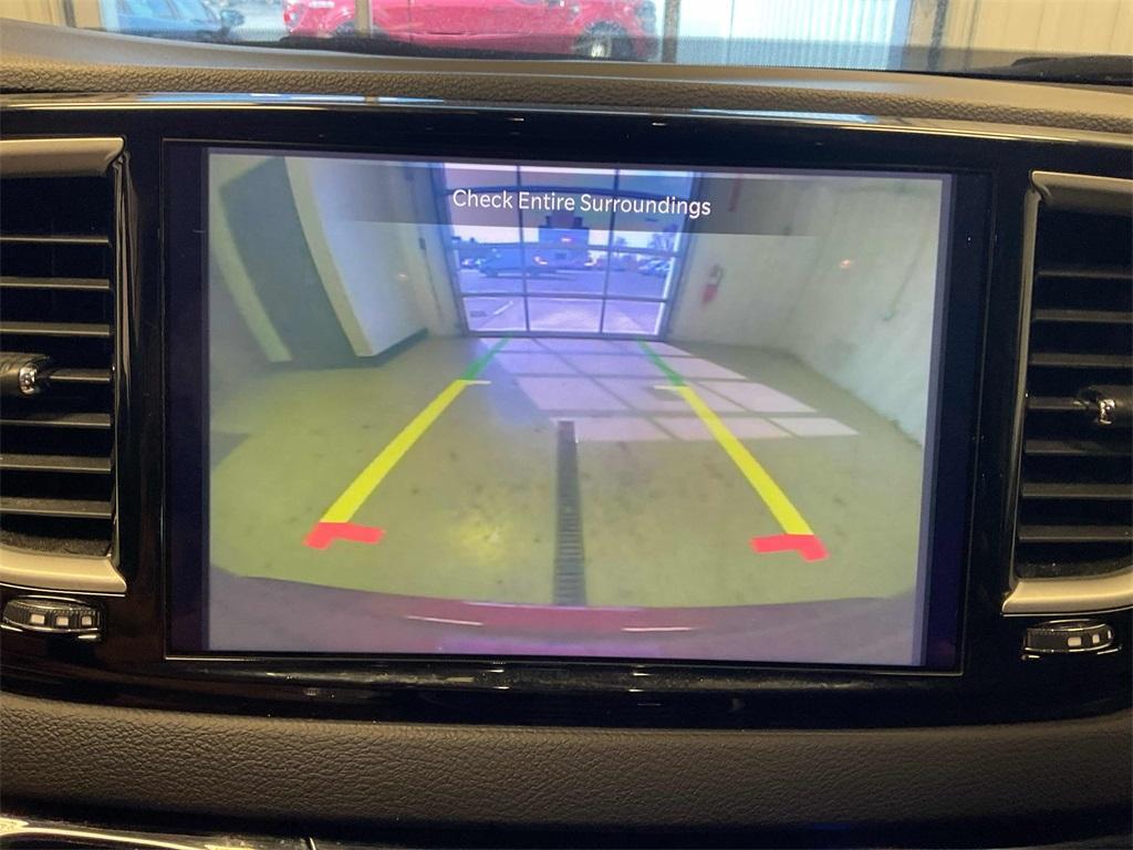 used 2023 Chrysler Pacifica car, priced at $23,750