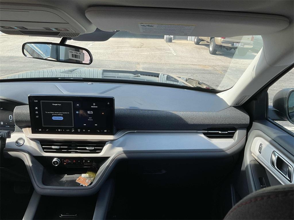 new 2025 Ford Explorer car, priced at $44,704
