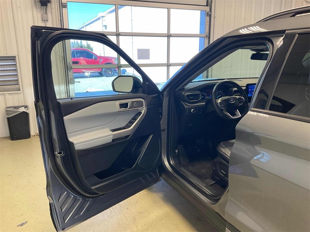 used 2023 Ford Explorer car, priced at $29,999