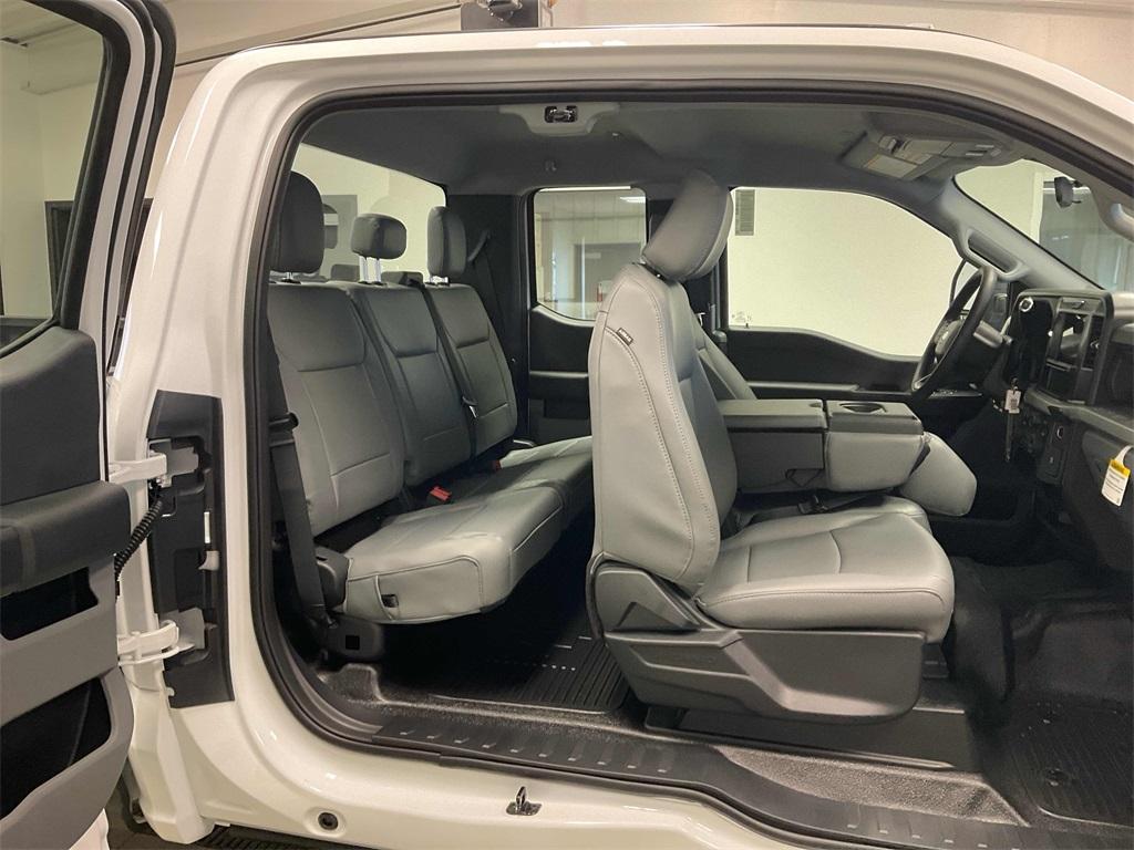 new 2025 Ford F-250 car, priced at $55,665