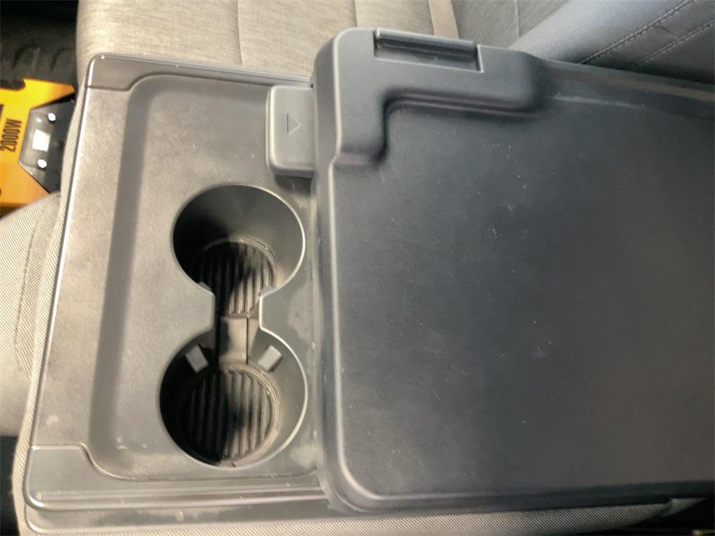 used 2022 Ford F-150 car, priced at $20,000