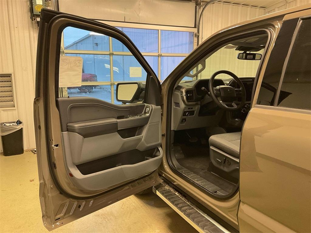 new 2025 Ford F-150 car, priced at $55,696