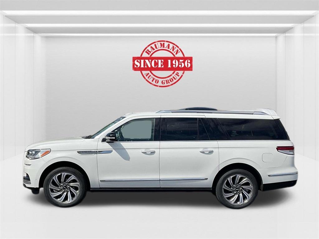 used 2022 Lincoln Navigator L car, priced at $58,445