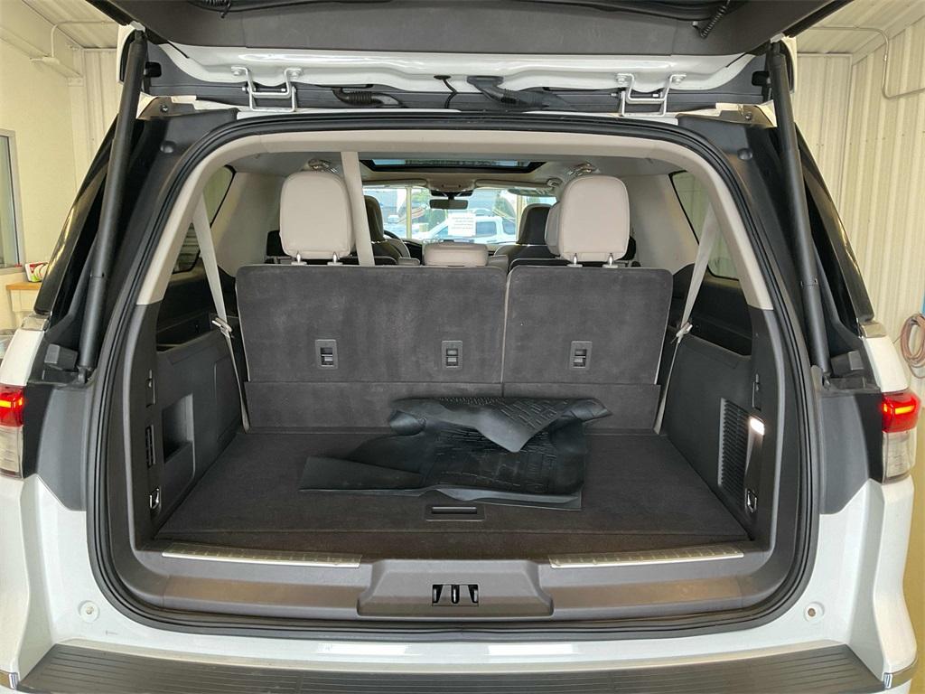 used 2022 Lincoln Navigator L car, priced at $58,445