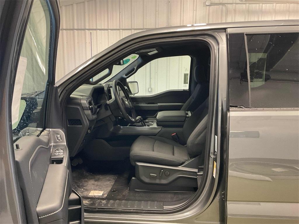 new 2025 Ford F-150 car, priced at $57,533