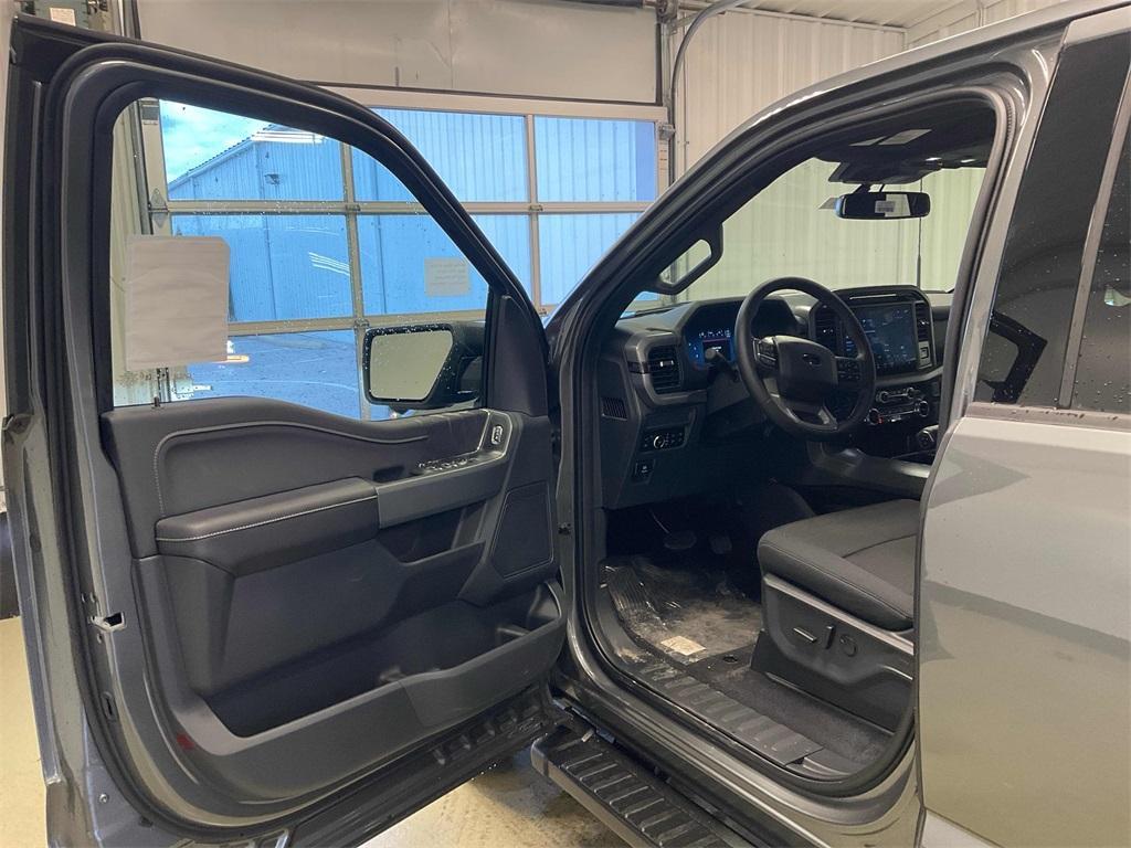 new 2025 Ford F-150 car, priced at $57,533