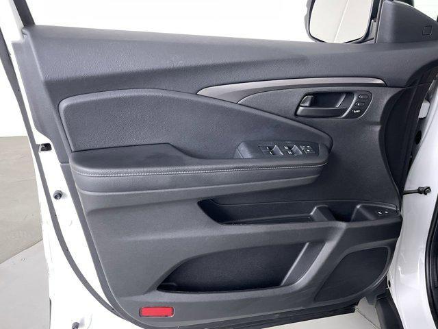 used 2022 Honda Passport car, priced at $26,999