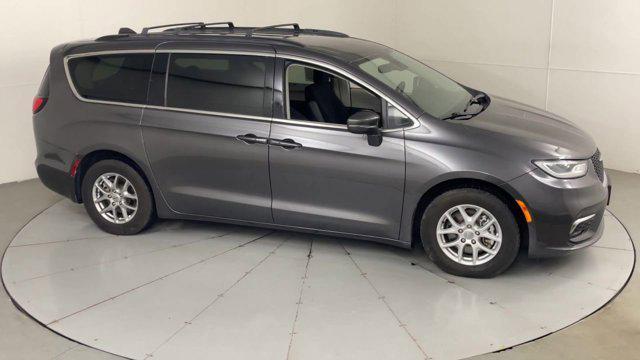 used 2021 Chrysler Pacifica car, priced at $21,299