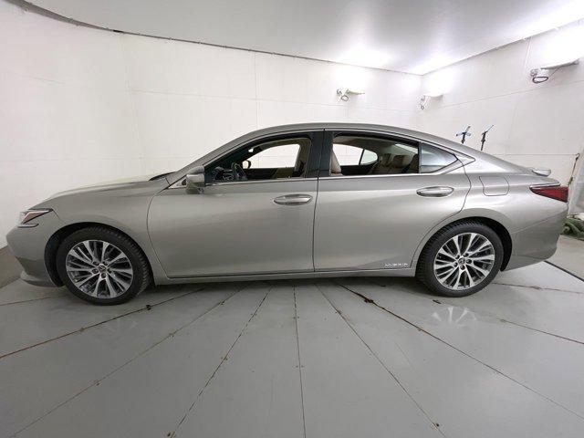 used 2021 Lexus ES 300h car, priced at $29,299