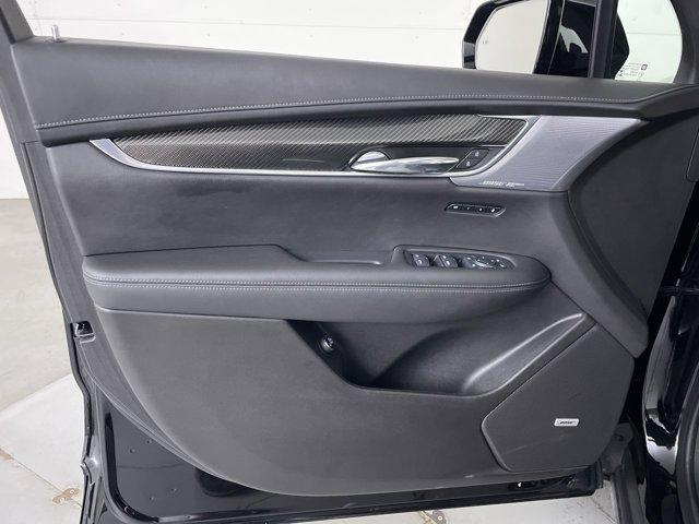 used 2023 Cadillac XT6 car, priced at $40,599