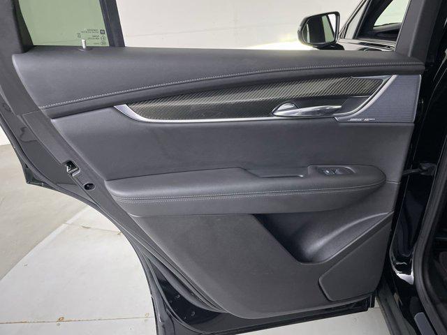 used 2023 Cadillac XT6 car, priced at $40,599