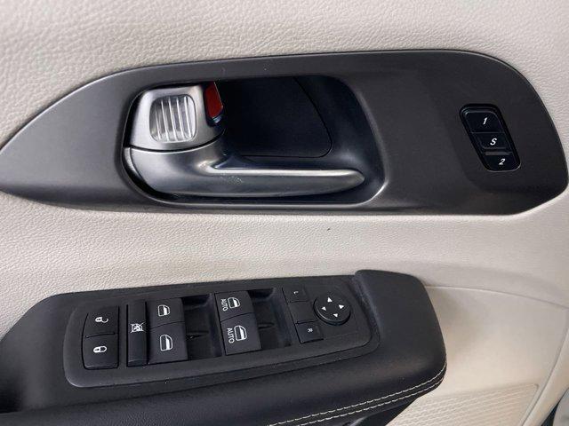 used 2022 Chrysler Pacifica car, priced at $25,699