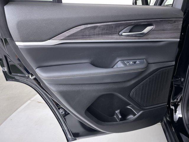 used 2023 Jeep Grand Cherokee car, priced at $30,799