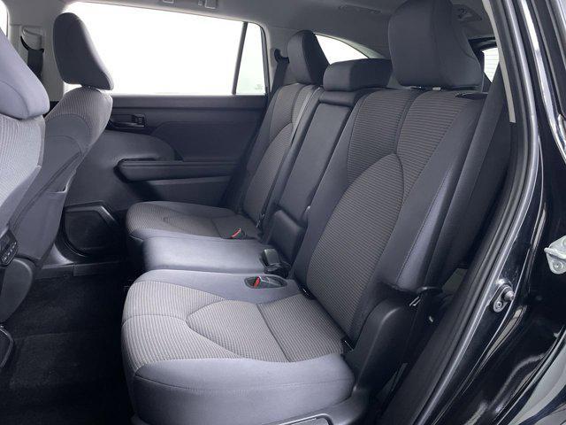 used 2024 Toyota Highlander car, priced at $28,999