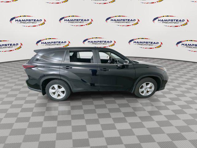 used 2024 Toyota Highlander car, priced at $28,999