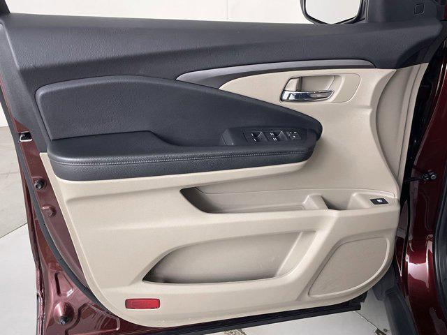 used 2021 Honda Pilot car, priced at $20,999