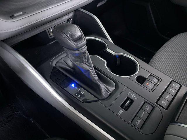 used 2022 Toyota Highlander car, priced at $29,499