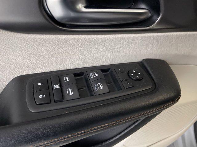 used 2020 Chrysler Pacifica car, priced at $19,399