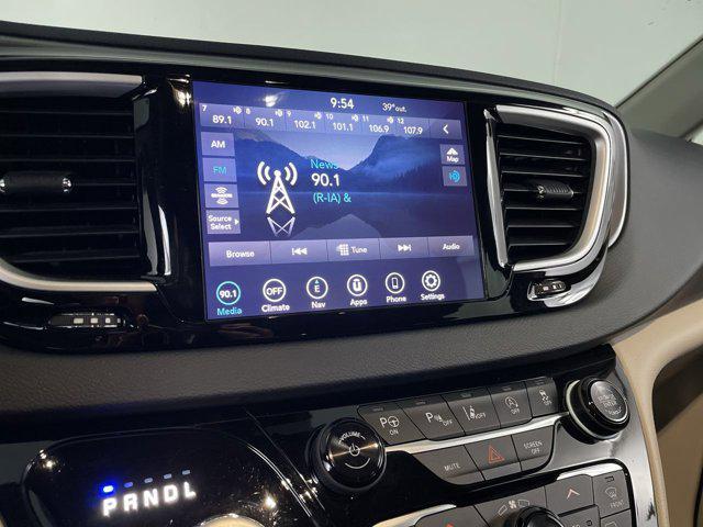 used 2020 Chrysler Pacifica car, priced at $19,399